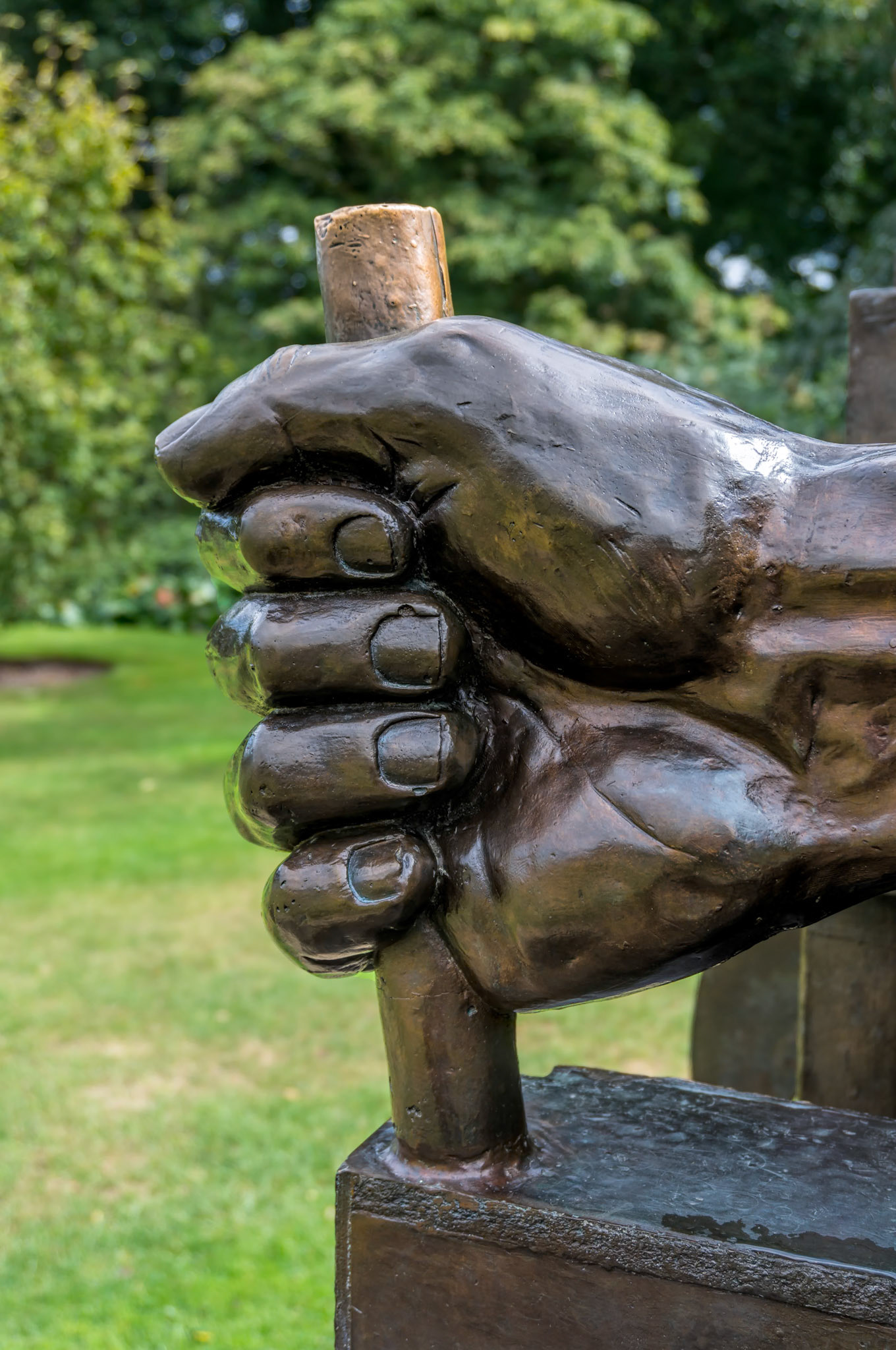 A Maximus Ad Minima Statue in Kew Gardens