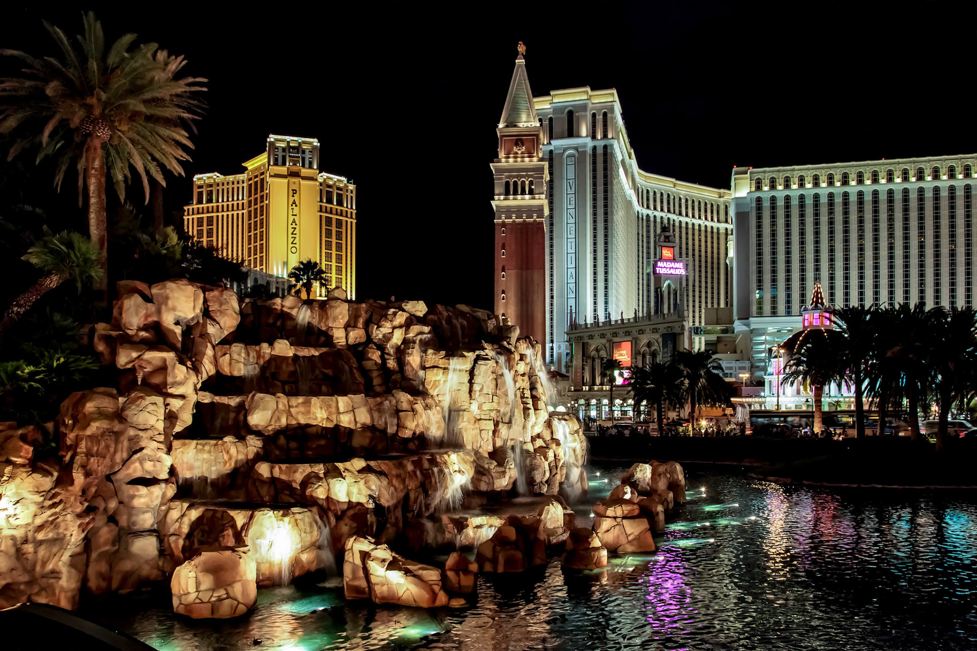 Volcano at the Mirage Hotel Las Vegas