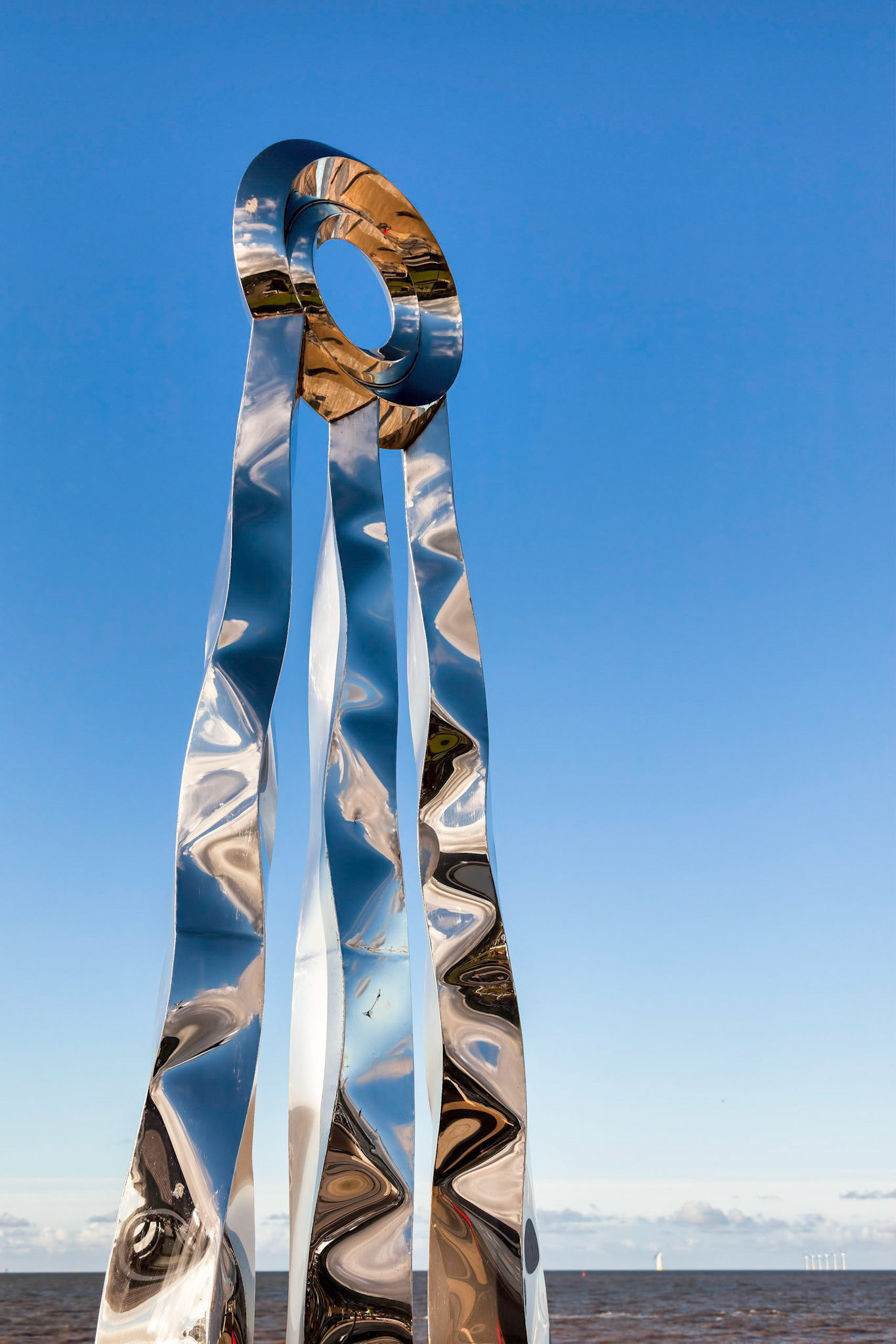 Dechrau a Diwedd Sculpture in Prestatyn