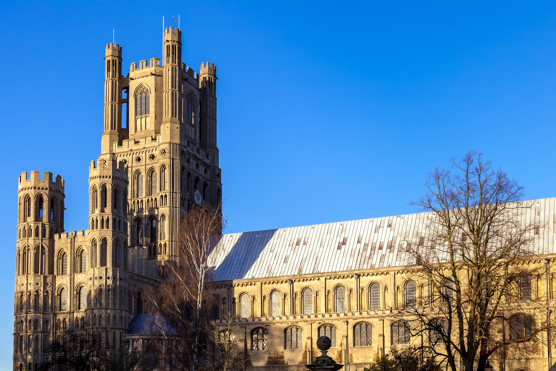 ELY, CAMBRIDGESHIRE/UK - NOVEMBER 23 : Exterior view of Ely Cathedral in Ely on November 23, 2012